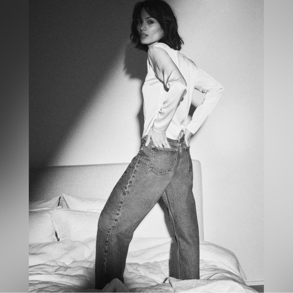 Abercrombie Mid Rise Barrel Jeans Curve Love - Picture 6 of 9